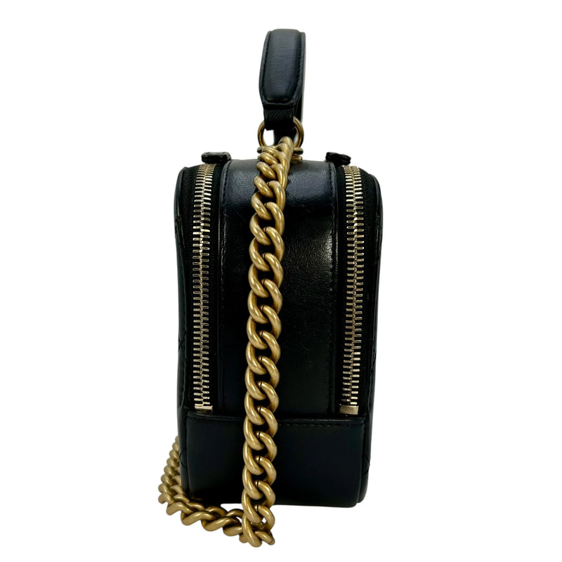CHANEL Matelasse Vanity Bag with Chain Shoulder Bag - Black 