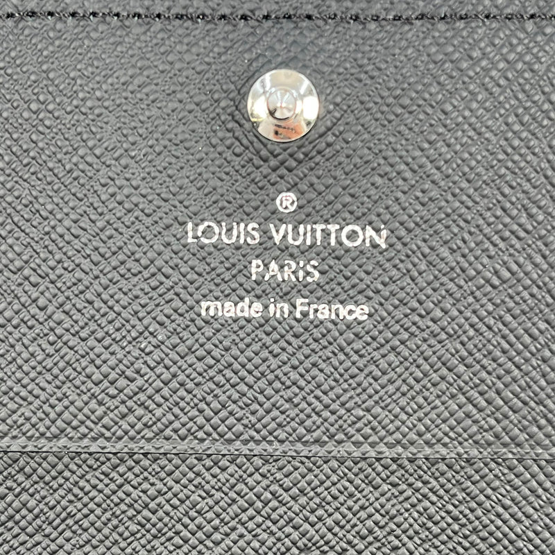 Louis Vuitton Taiga Card Case - Black 