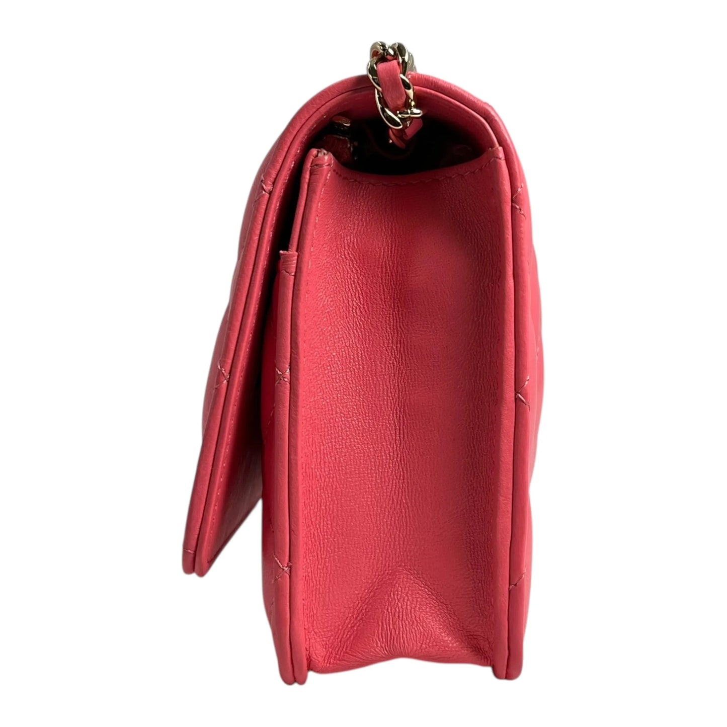 CHANEL Matelassé Lambskin Chain Wallet - Pink 