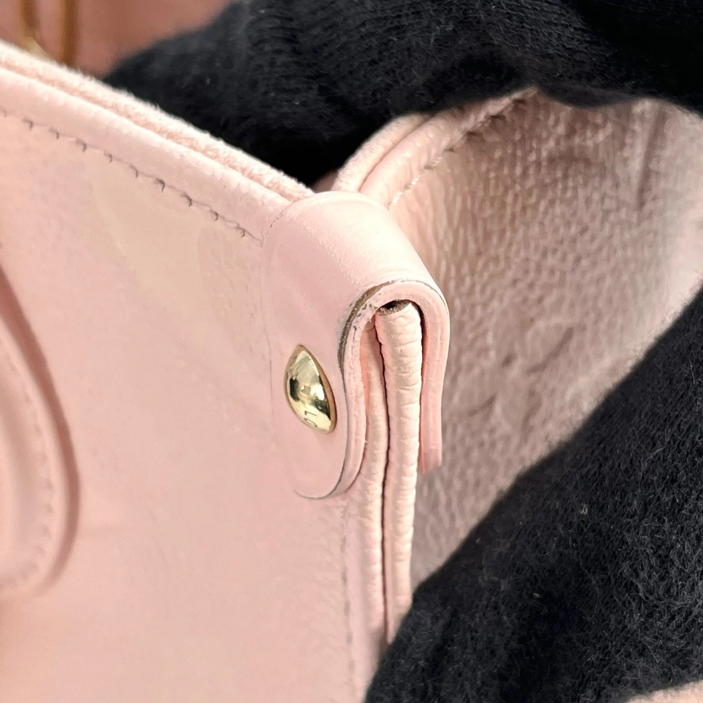 Louis Vuitton Monogram Empreinte On-the-Go PM Handbag - Pink 