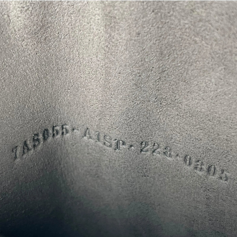 FENDI レザー フォンケース ショルダーバッグ - ゴールド