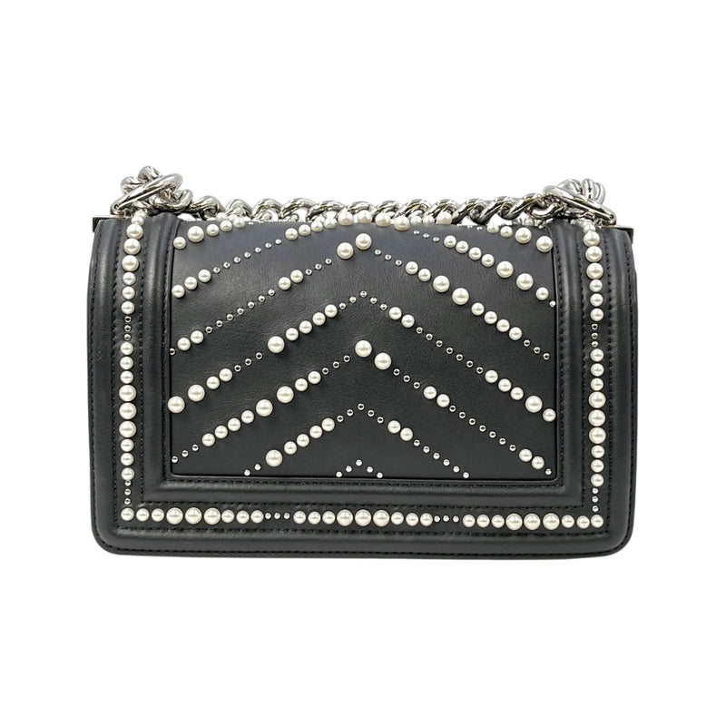 CHANEL Boy Chanel Pearl and Calfskin Chain Shoulder Bag - Black 