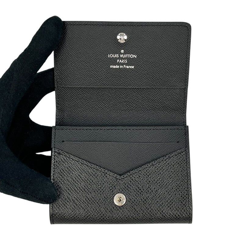 Louis Vuitton Taiga Card Case - Black 