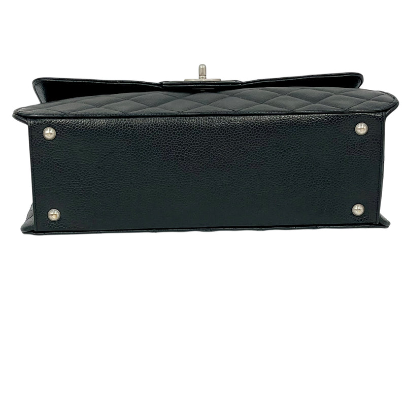 CHANEL キャビアスキン マトラッセ チェーンショルダーバッグ - ブラック