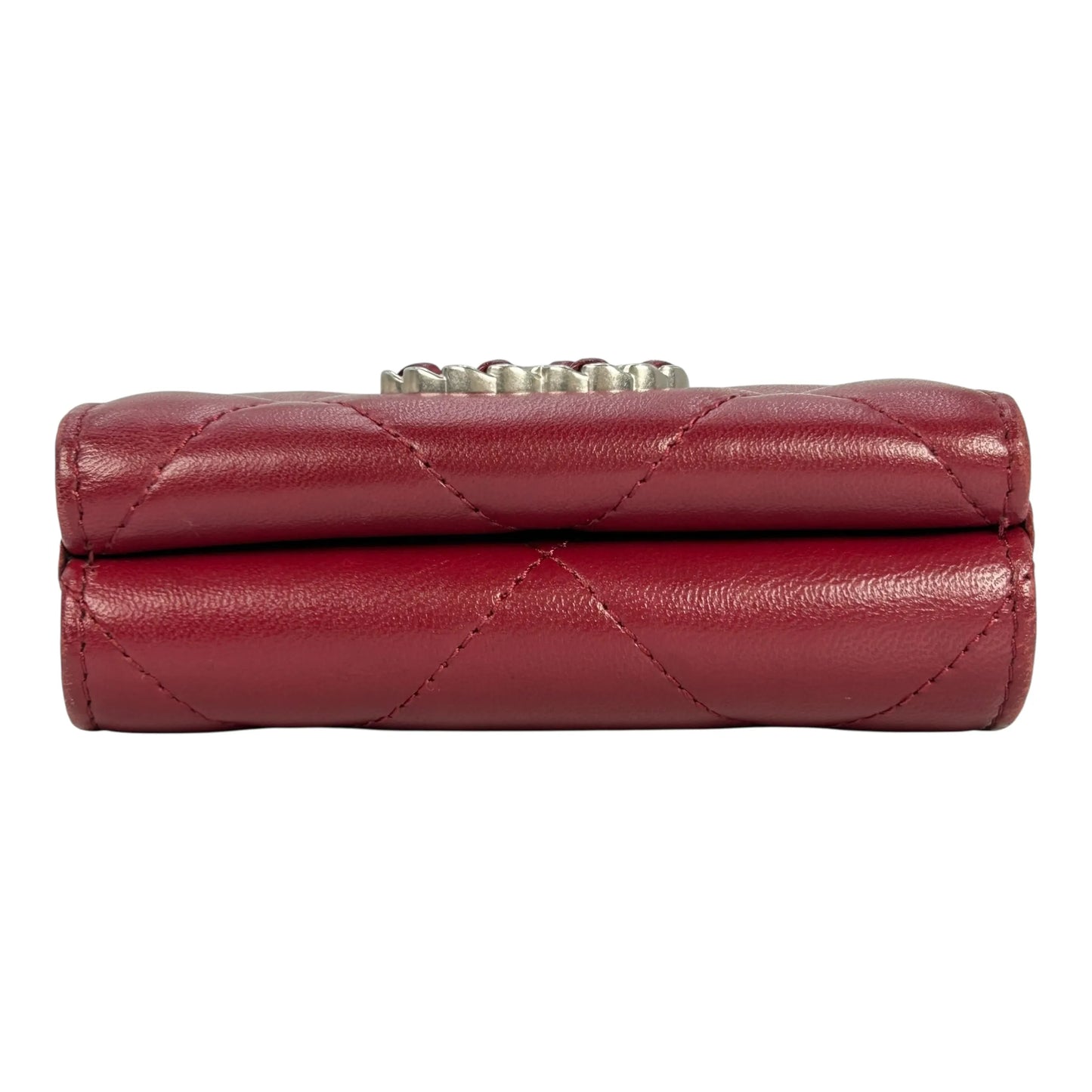 CHANEL マトラッセ シャネル 19 三つ折り財布 コンパクトウォレット - レッド