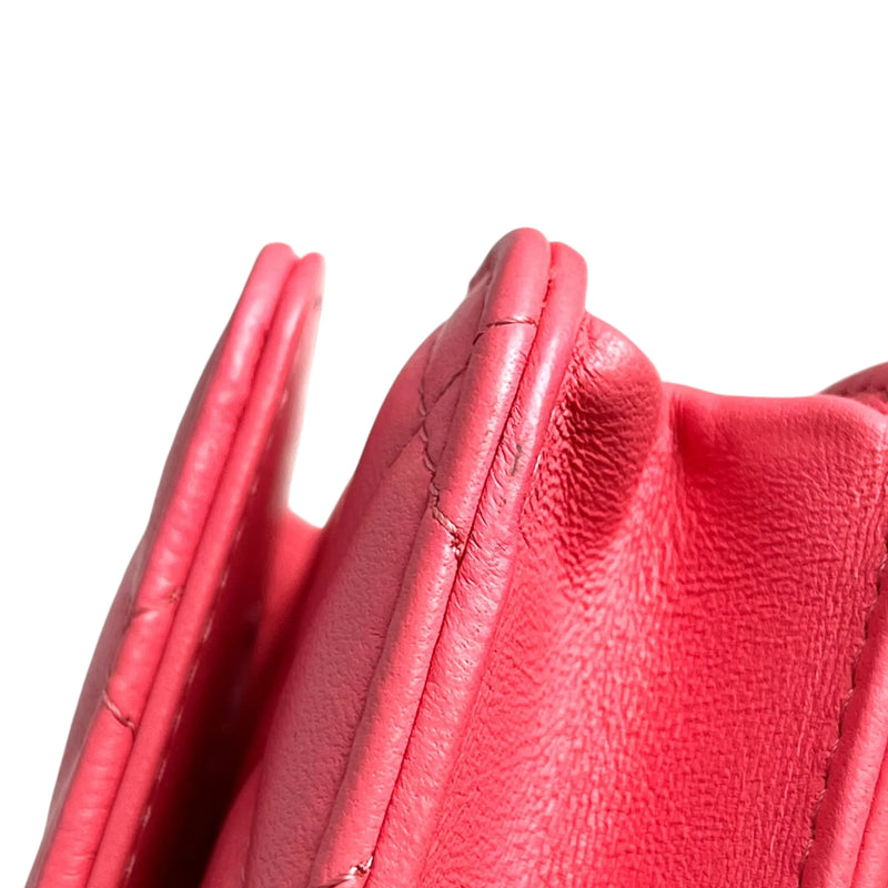 CHANEL Matelassé Lambskin Chain Wallet - Pink 