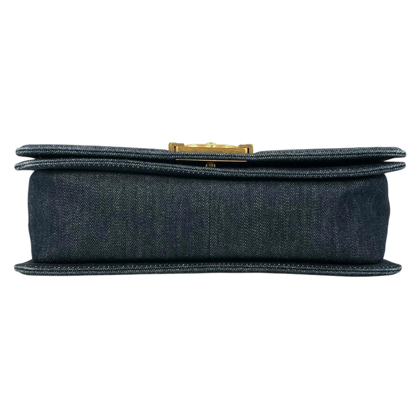 CHANEL ボーイ フラップ チェーンショルダーバッグ - ネイビー × マルチカラー