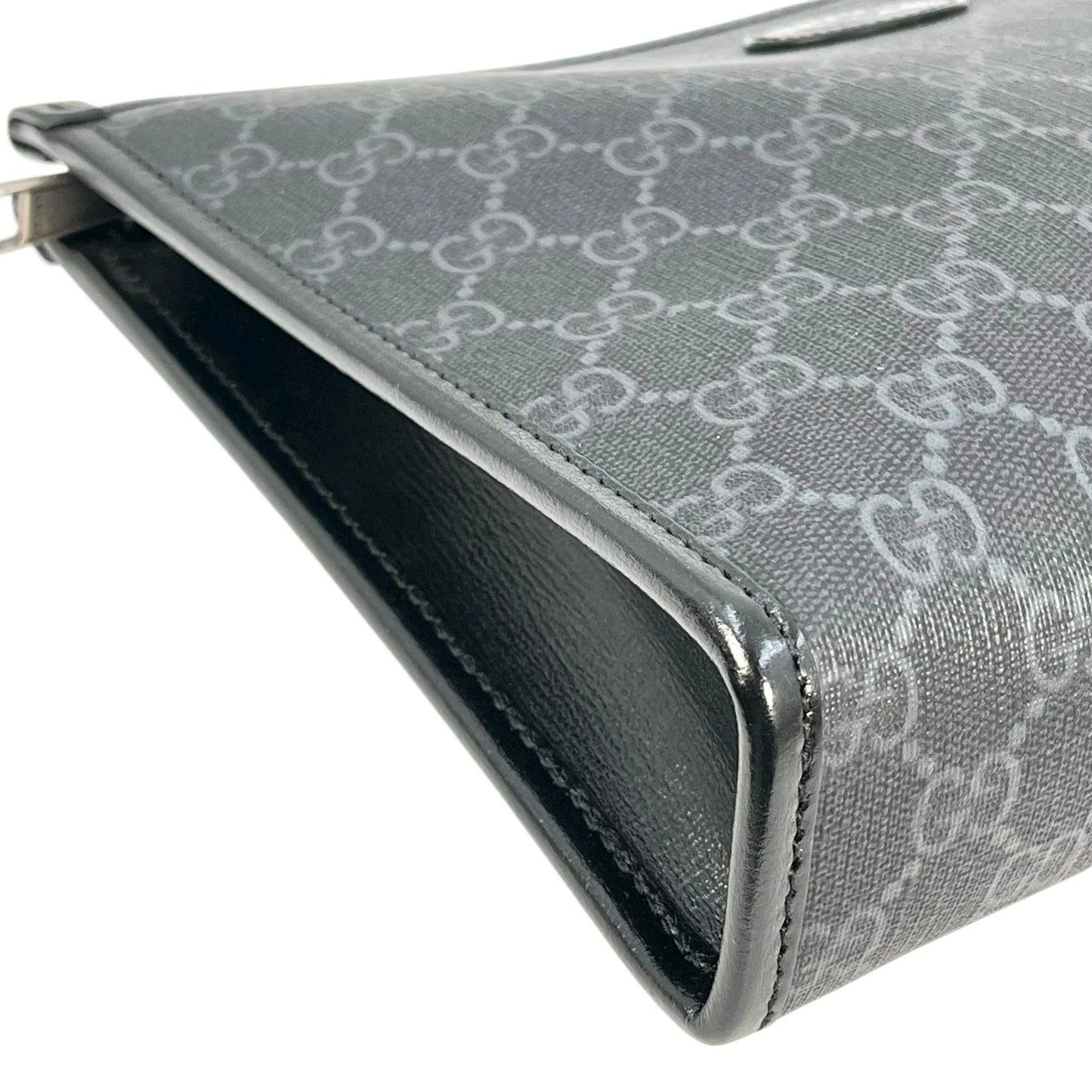 GUCCI GGスプリームキャンバス インターロッキングG クラッチバッグ - ブラック