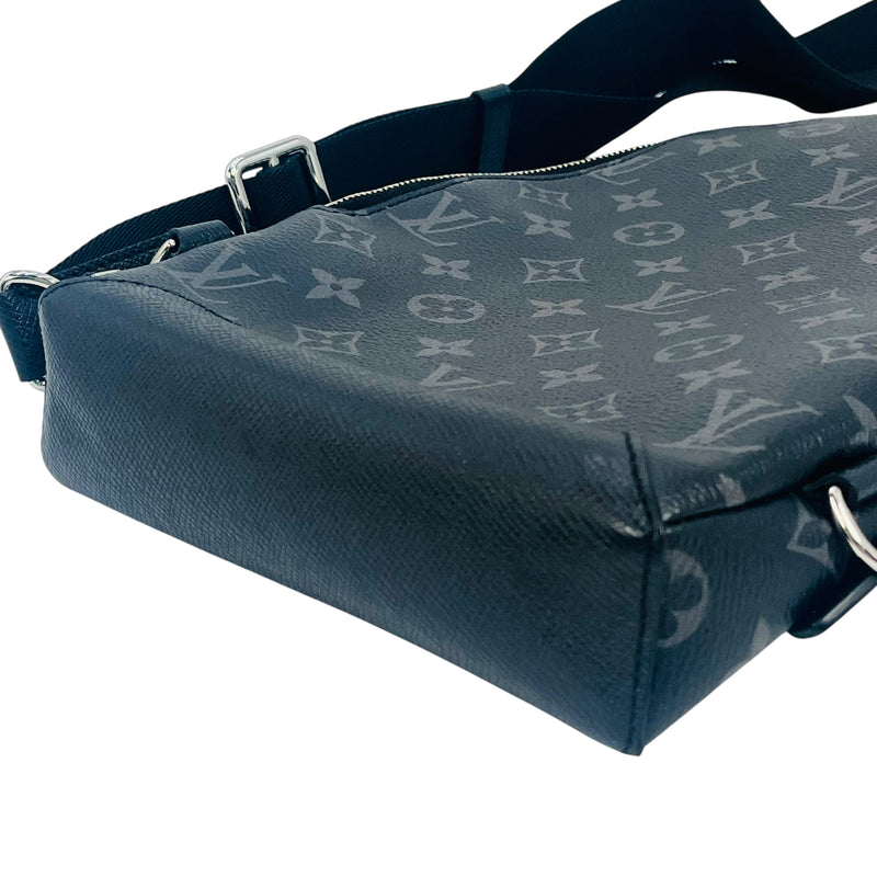 Louis Vuitton Monogram Duo Sling Body Bag - Black 
