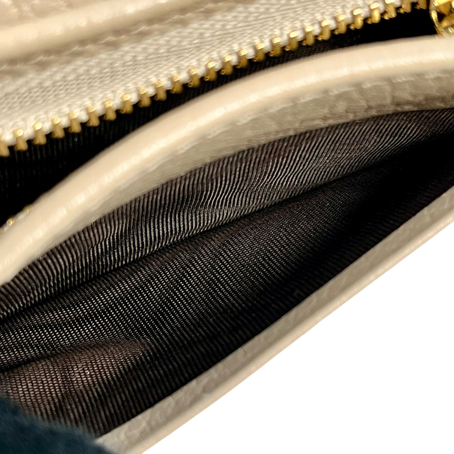 GUCCI GG マーモント 二つ折り財布 コンパクトウォレット - ベージュ