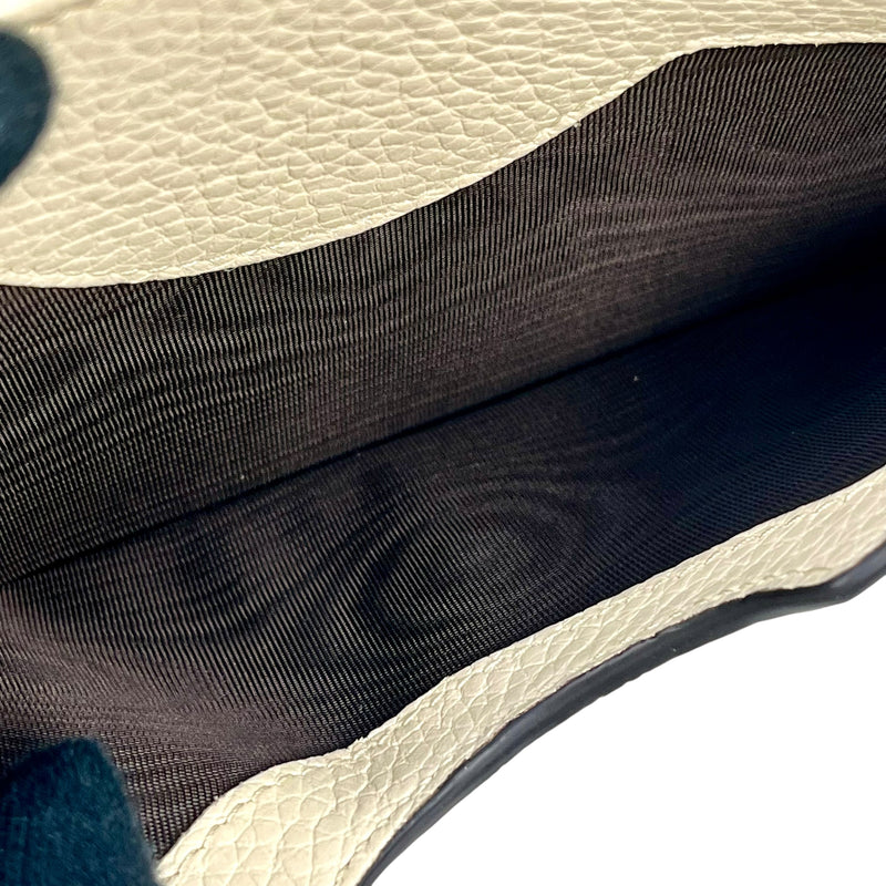 GUCCI Soho Chain Wallet - Cream 