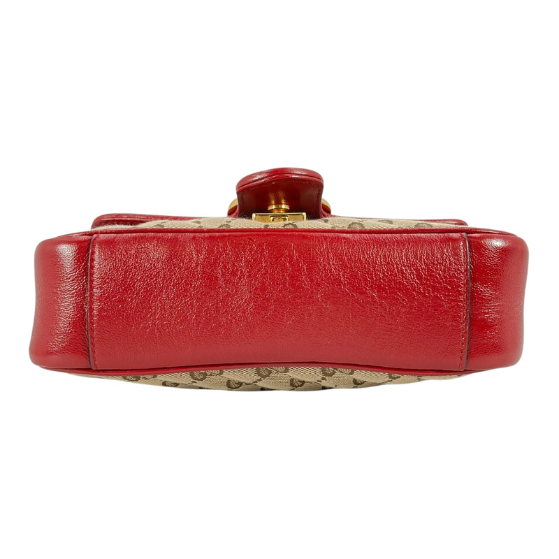 GUCCI GG Marmont Quilted Shoulder Bag - Red 