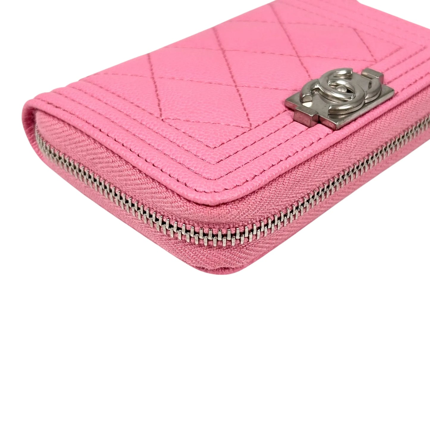 CHANEL Boy Chanel Zippy Coin Case Compact Wallet in Caviar Skin - Pink 