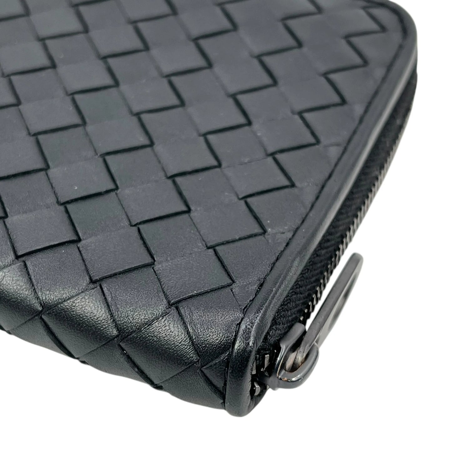 BOTTEGA VENETA Intrecciato Round Zip Leather Long Wallet - Black 