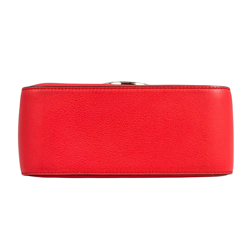 Ferragamo Gancini Calfskin Shoulder Bag - Red 
