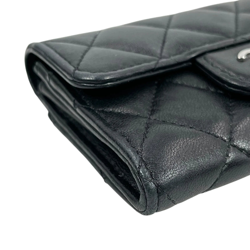 CHANEL Matelasse Lambskin Card Case and Coin Case - Black 