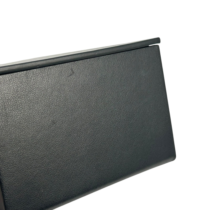 FENDI レザー ボックス ブラック ショルダーバッグ - ブラック