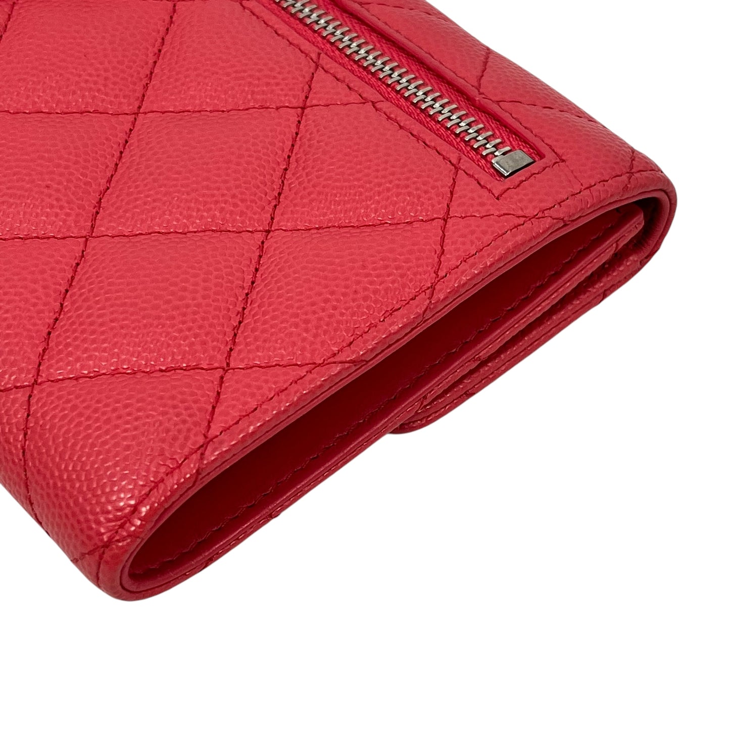 CHANEL マトラッセ キャビアスキン 二つ折り財布 コンパクトウォレット - ピンク