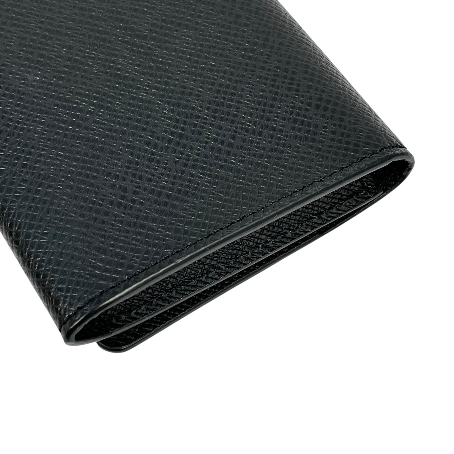 Louis Vuitton Taiga Card Case - Black 