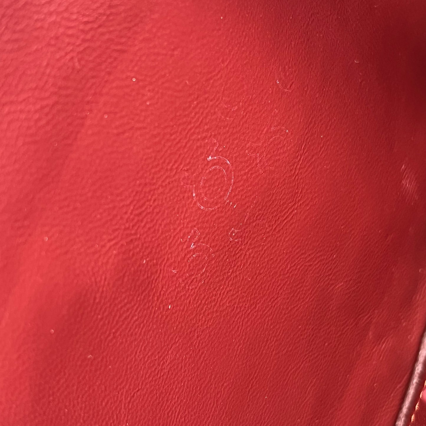 Cartier マストライン クラッチバッグ - レッド