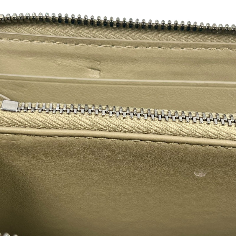 Bottega Veneta Maxi Intrecciato Zip Around Long Wallet - Beige 