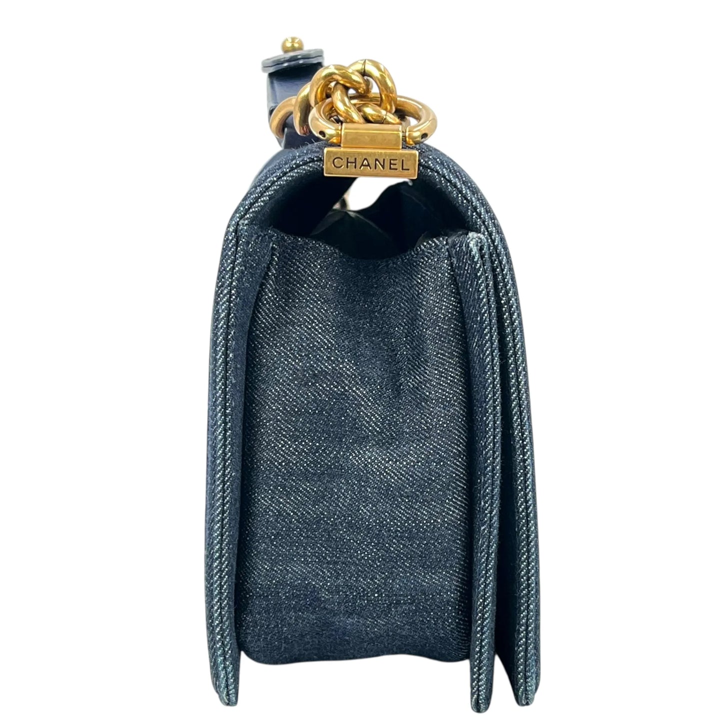 CHANEL ボーイ フラップ チェーンショルダーバッグ - ネイビー × マルチカラー