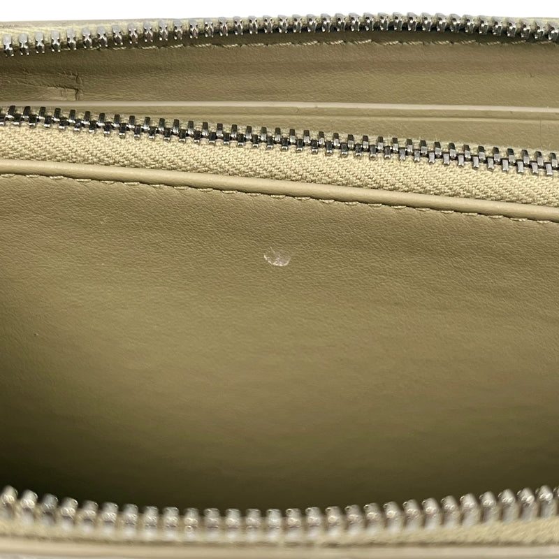 Bottega Veneta Maxi Intrecciato Zip Around Long Wallet - Beige 