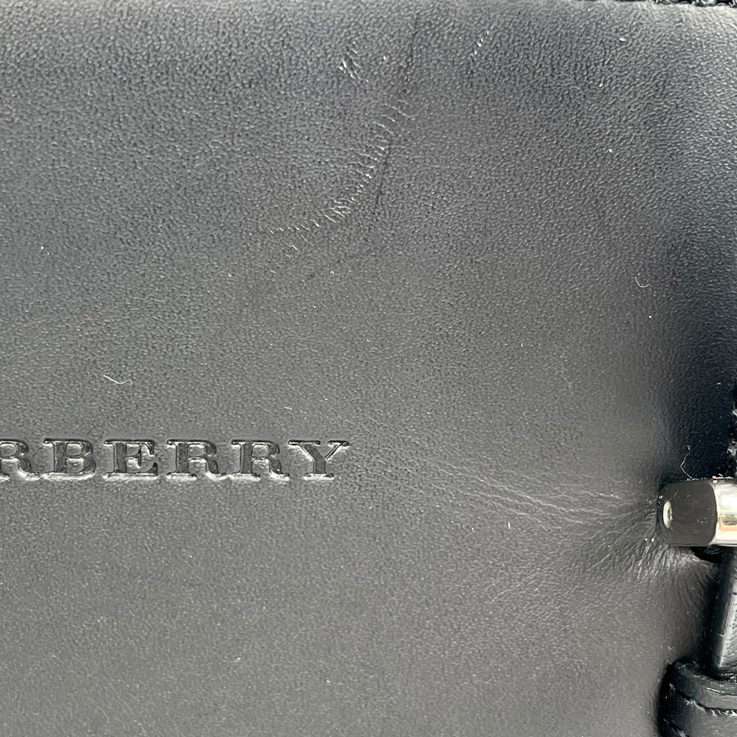BURBERRY Leather Handbag - Black 