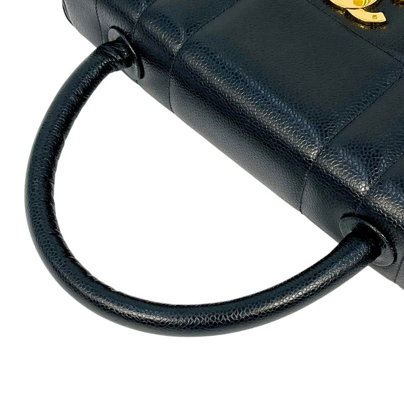 CHANEL マドモアゼル キャビアスキン ハンドバッグ - ブラック