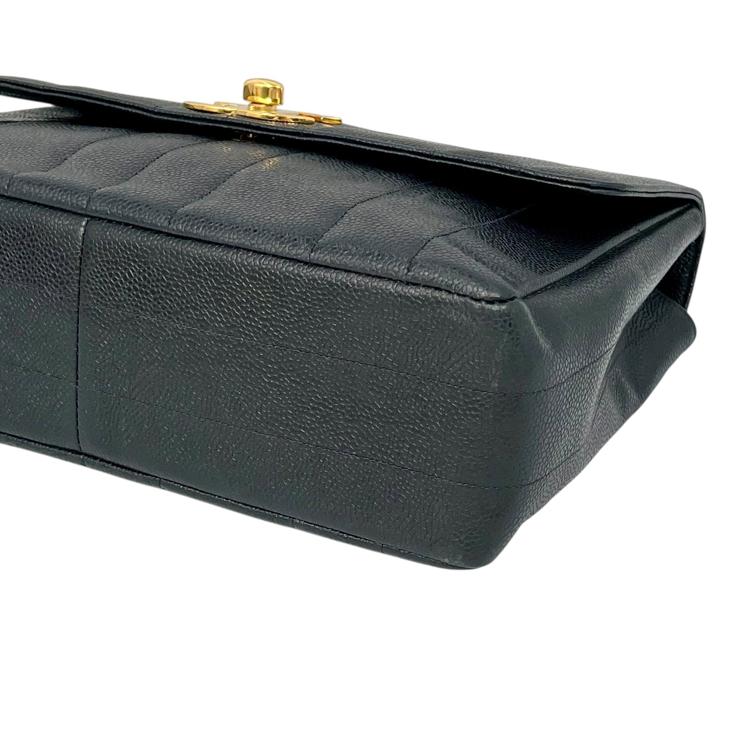 CHANEL マドモアゼル キャビアスキン チェーンショルダーバッグ - ブラック