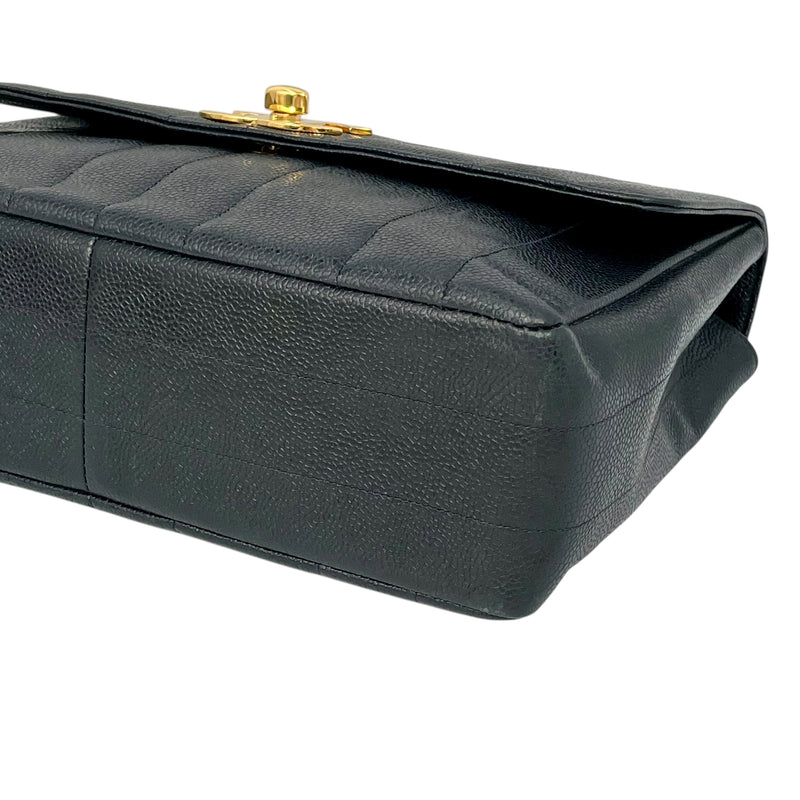 CHANEL マドモアゼル キャビアスキン チェーンショルダーバッグ - ブラック