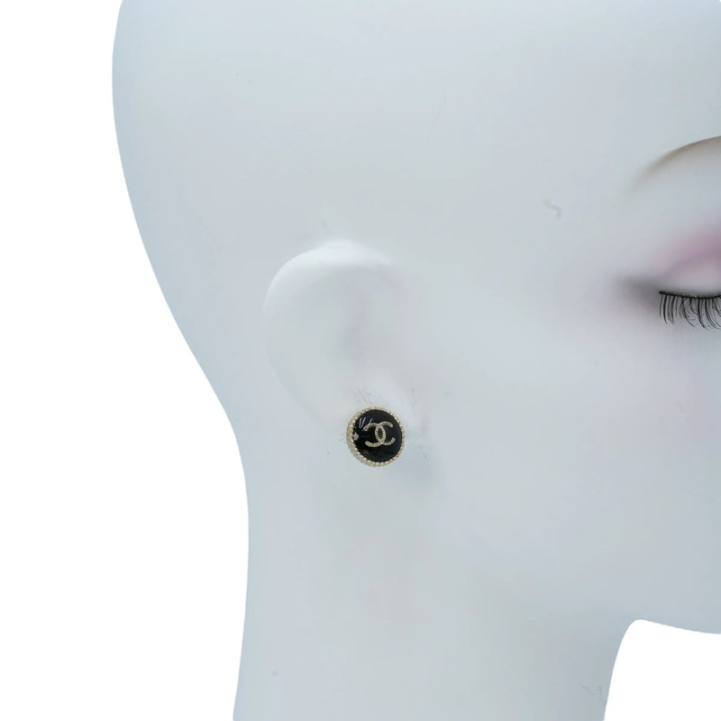 CHANEL CCロゴ イヤリング A21V - ブラック - メタル