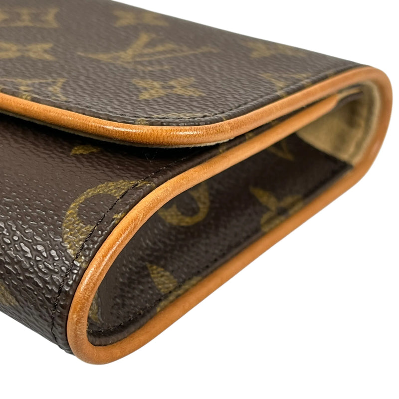 LOUIS VUITTON Pochette Twin GM Monogram Canvas Shoulder Bag - Brown 