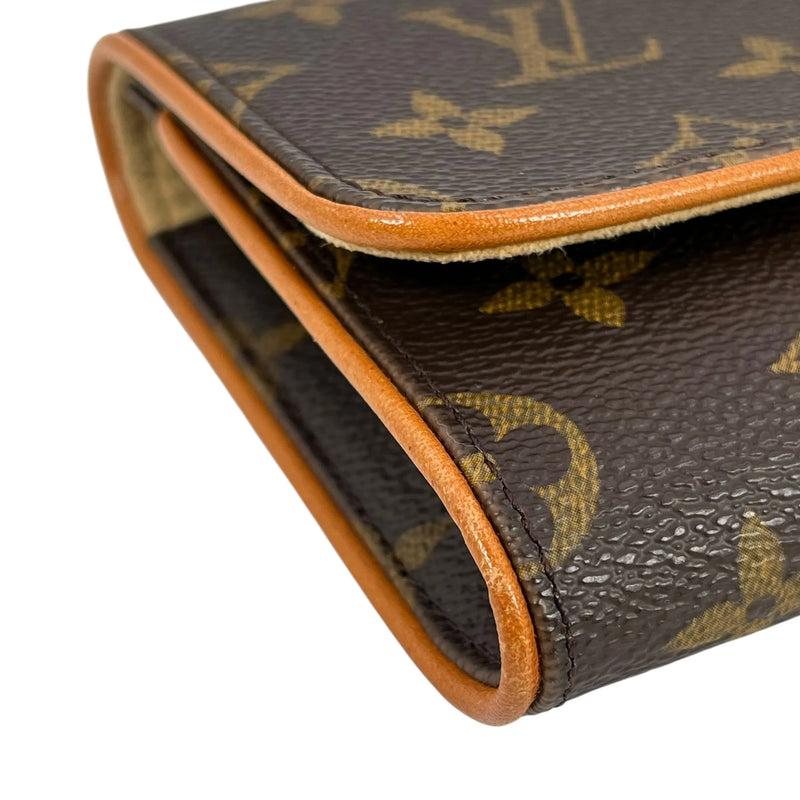 Louis Vuitton Monogram Pochette Twin GM Monogram Canvas Shoulder Bag - Brown 