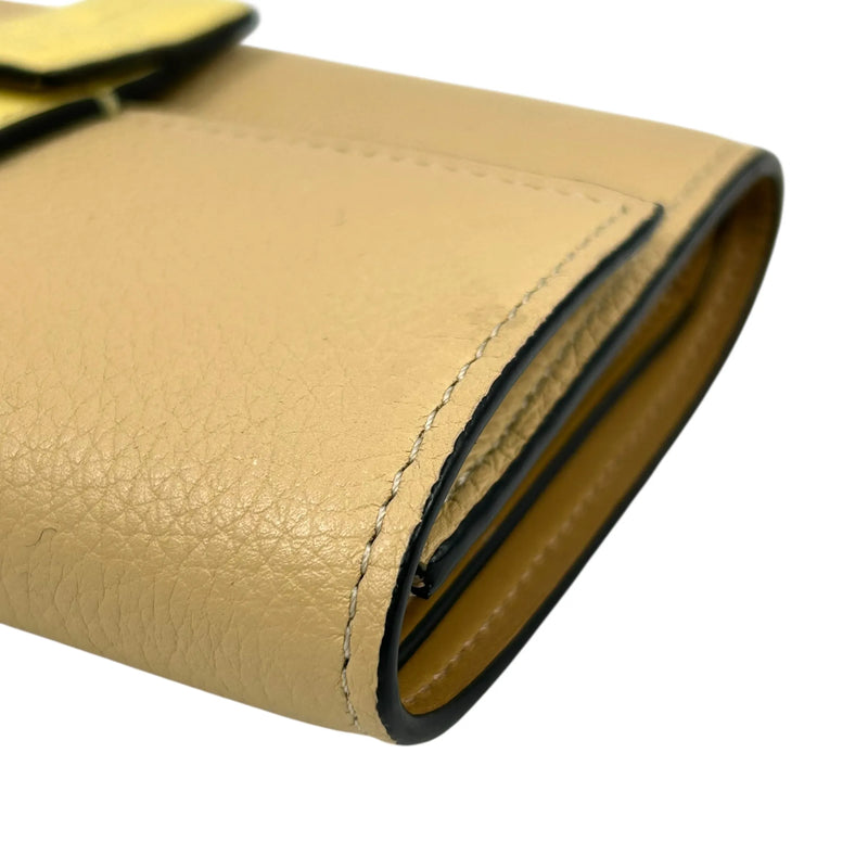 Loewe バーティカルウォレット スモール カーフスキン 三つ折り財布 コンパクトウォレット - ベージュ