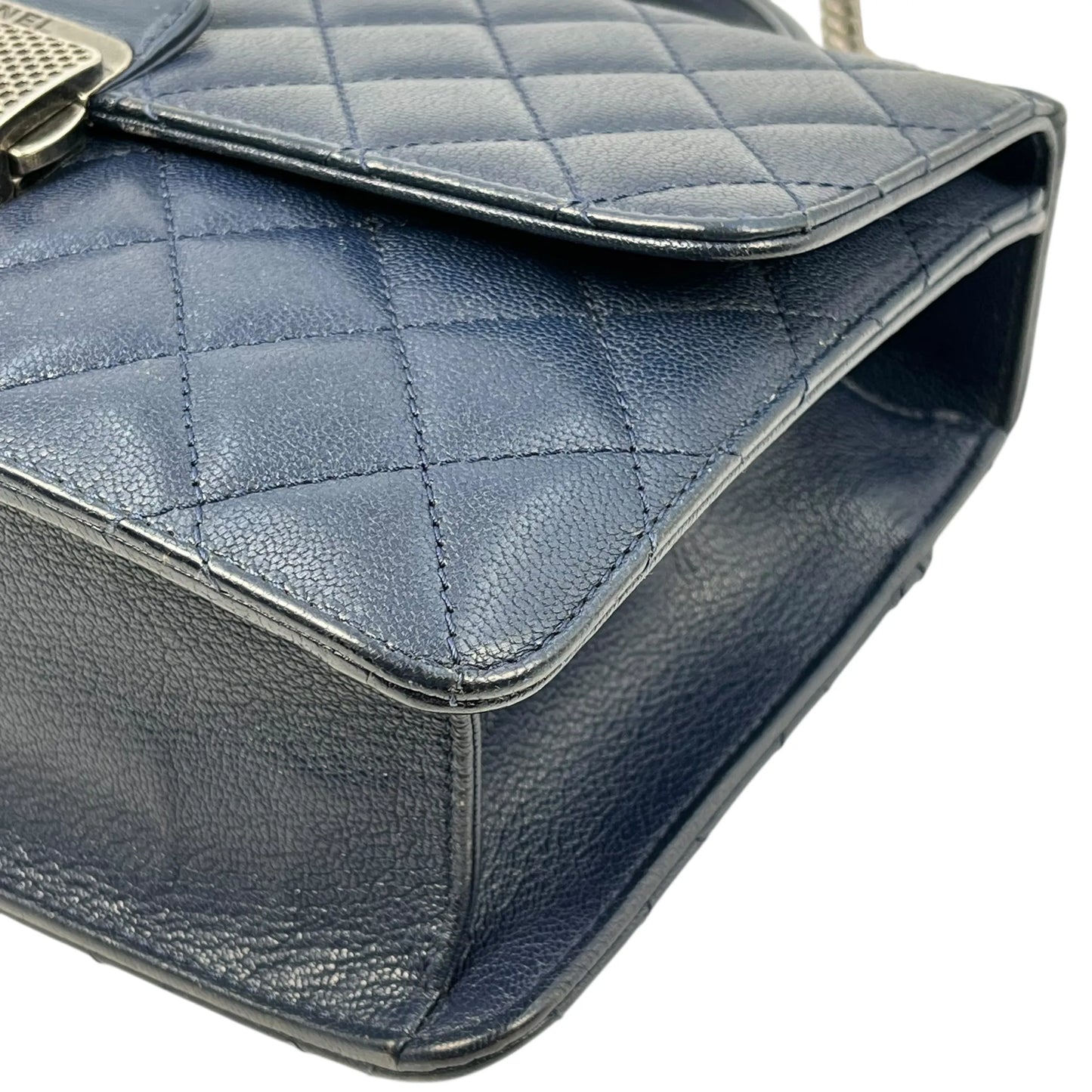 CHANEL CC University Matelasse Goatskin Chain Shoulder Bag - Navy 