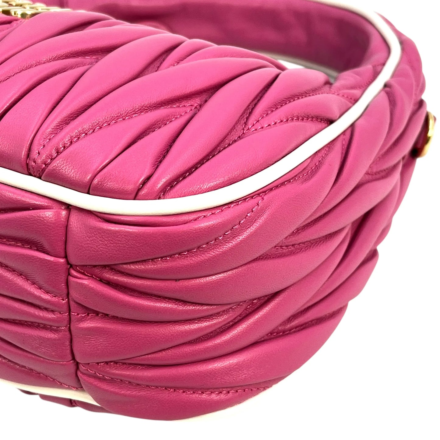 MiuMiu ワンダー マテラッセレザー ハンドバッグ ショルダーバッグ - ピンク