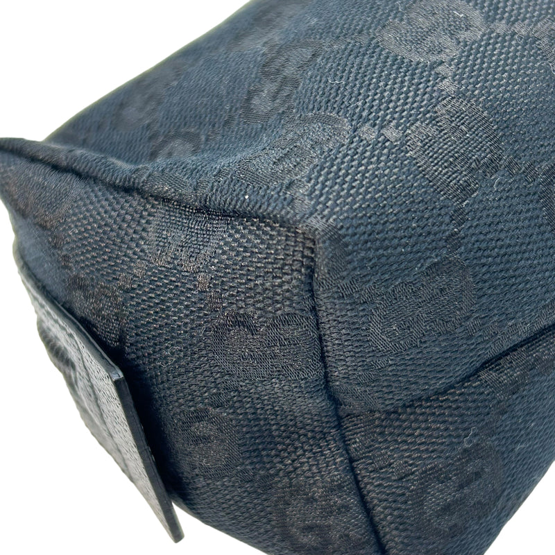 GUCCI GG Canvas Pouch - Black 