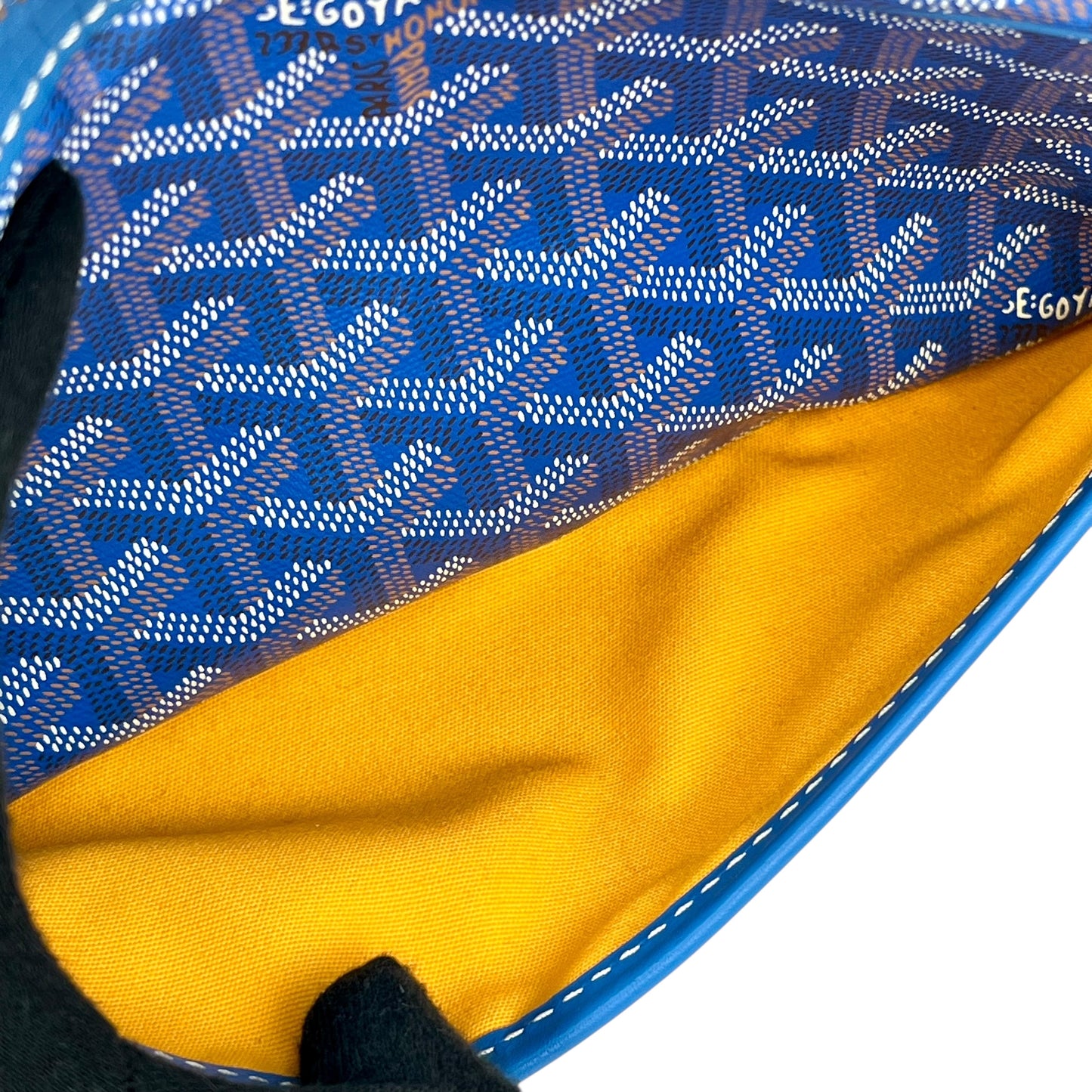 HOLD GOYARD Gap Vert PM Shoulder Bag - Blue 