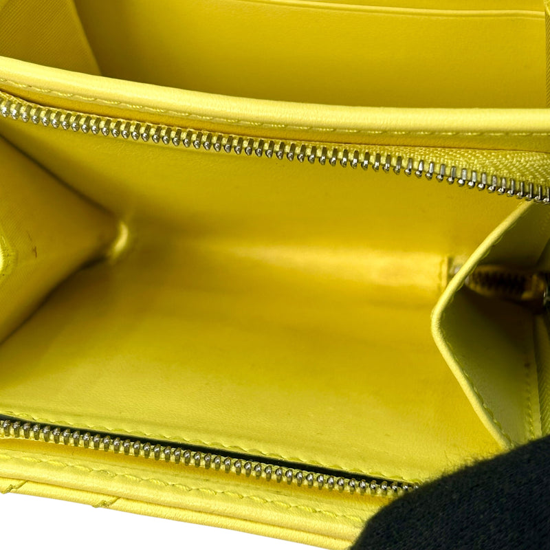 GUCCI GG Marmont Leather Bi-fold Compact Wallet - Yellow 