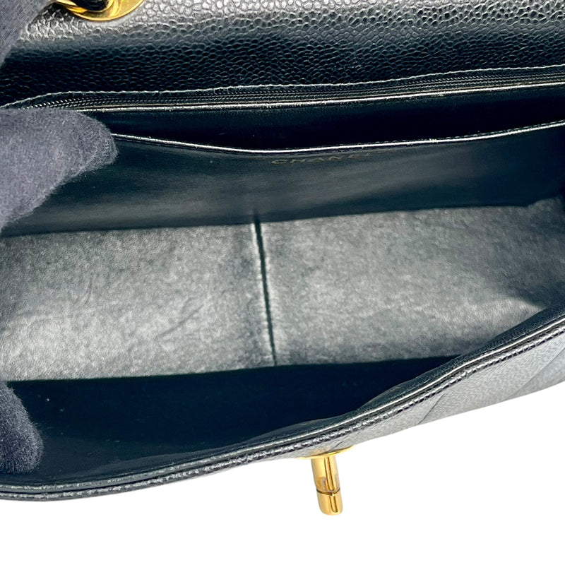 CHANEL マドモアゼル キャビアスキン チェーンショルダーバッグ - ブラック