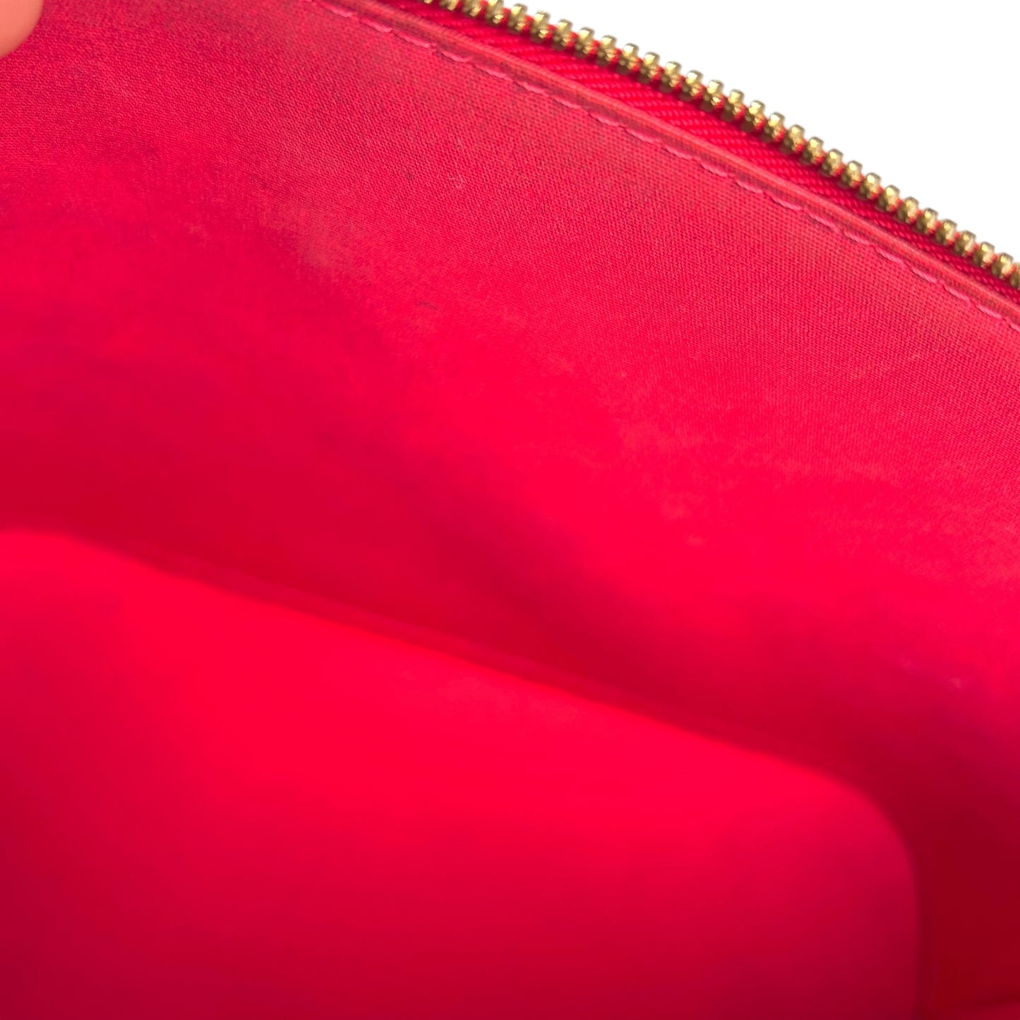 Louis Vuitton Vernis Alma PM Handbag - Pink 