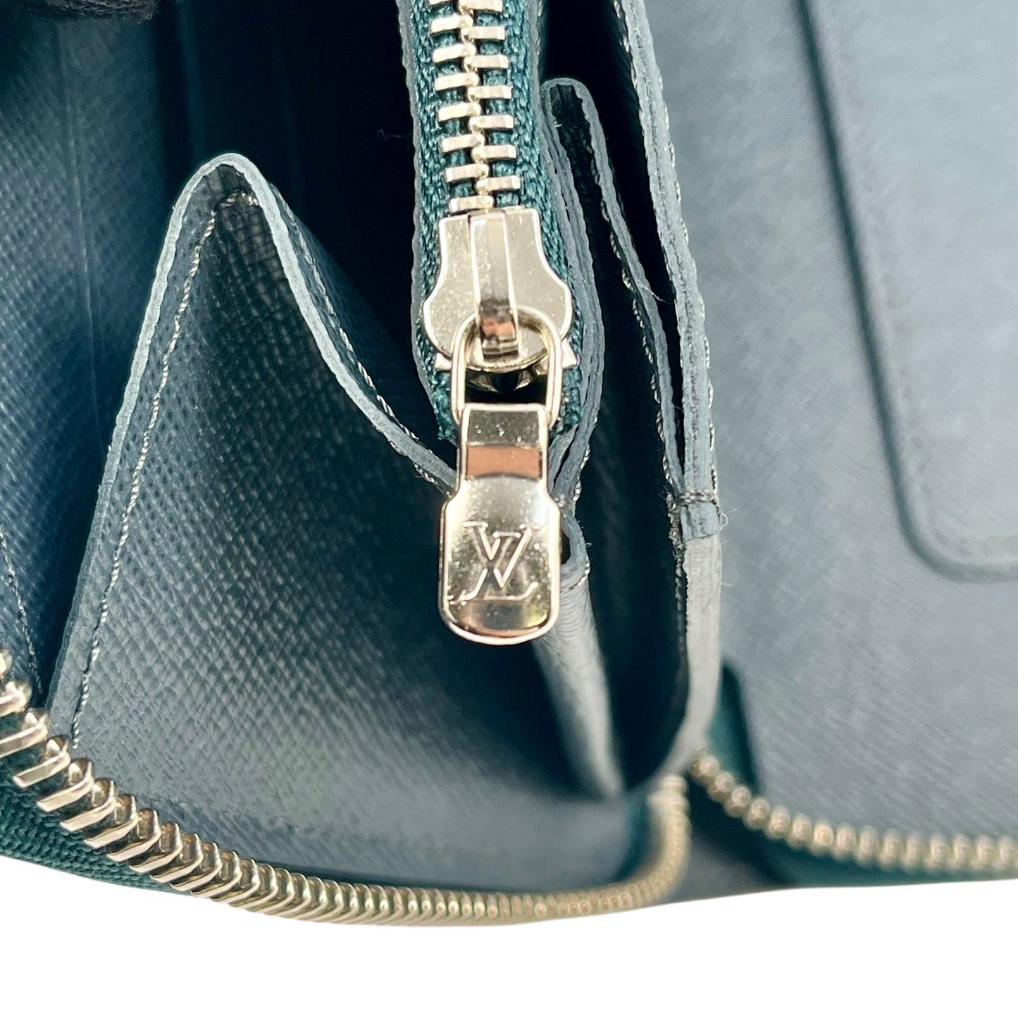 Louis Vuitton Epi Zippy Organizer Long Wallet - Blue Black 