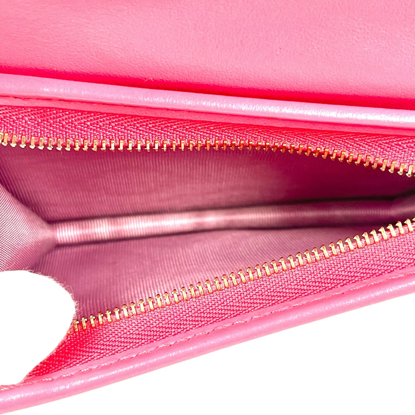 GUCCI GG Matelasse Card Case Bifold Wallet Compact Wallet - Pink 