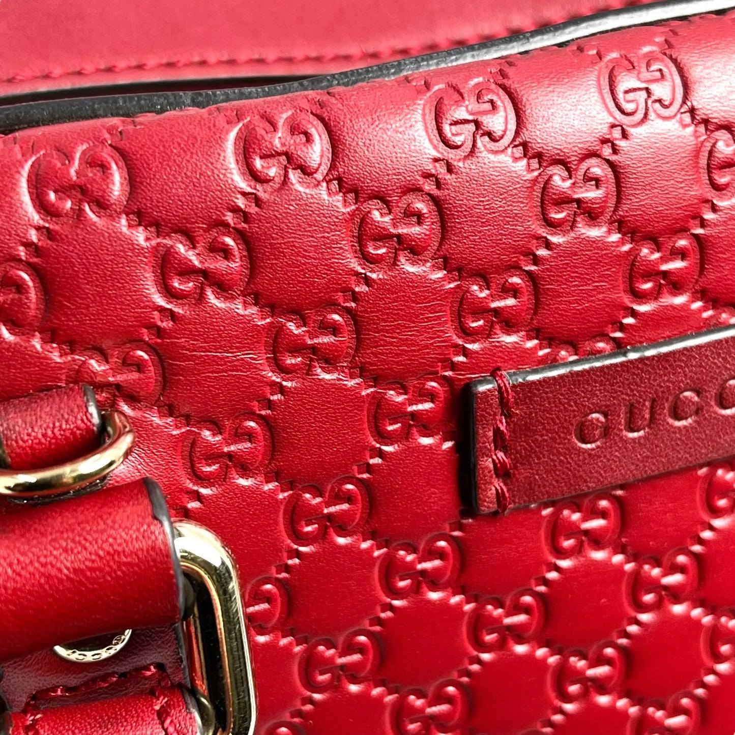 GUCCI Micro Guccissima Handbag - Red 