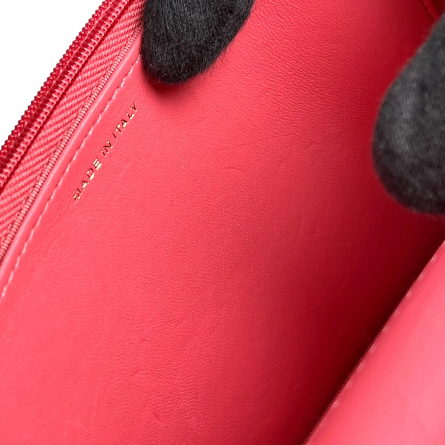 CHANEL Matelassé Lambskin Chain Wallet - Pink 