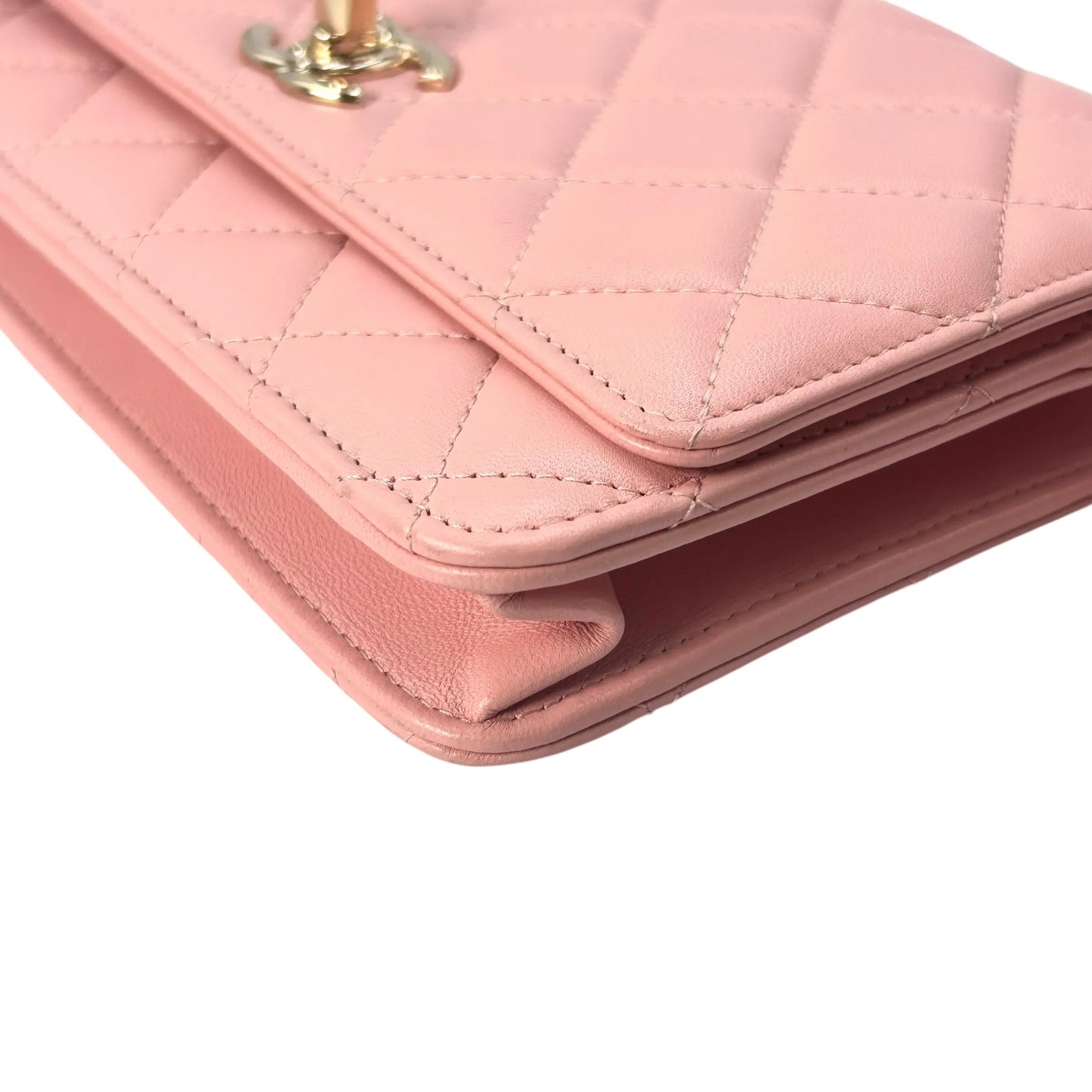 CHANEL Lambskin Chain Wallet - Baby Pink 