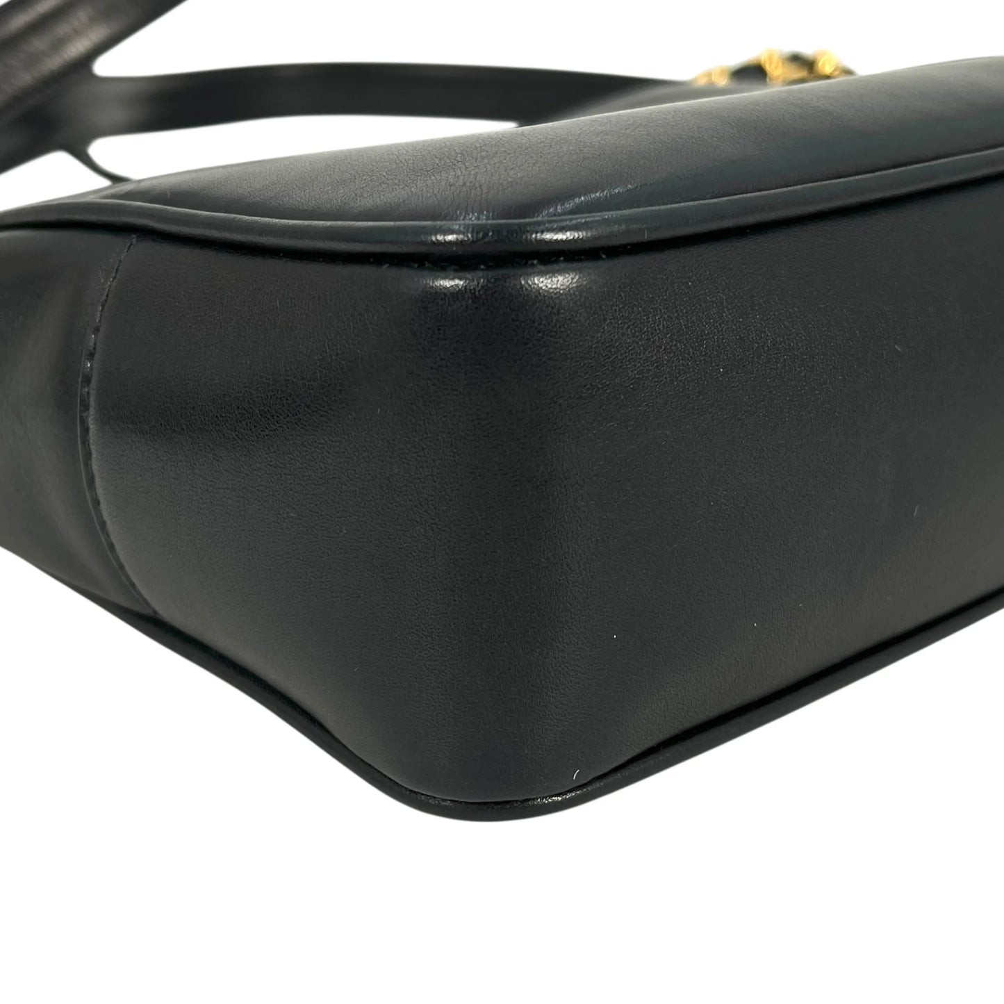 CHANEL CCロゴ ラムスキン チェーンショルダーバッグ - ブラック