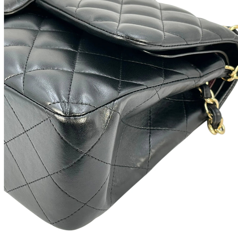 CHANEL Matelasse W-flap Chain Shoulder Bag - Black 