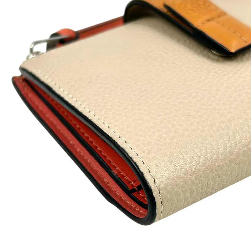 Loewe Slim Zip Bifold Wallet in Calfskin - Beige 